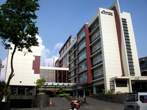 AMALIA Hotel